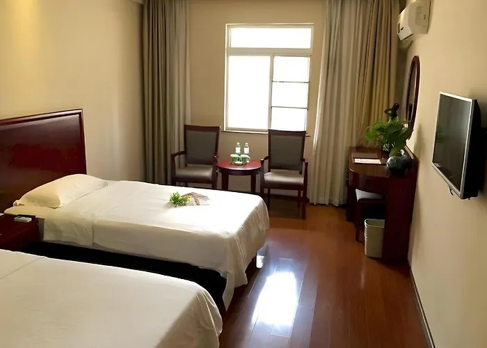 Greentree Inn Haikou Guomao Business Hotel