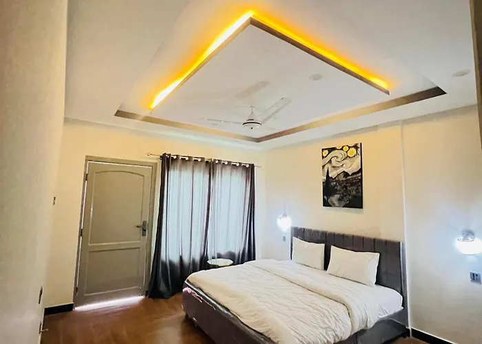 Stay O'Clock Hotel Skardu