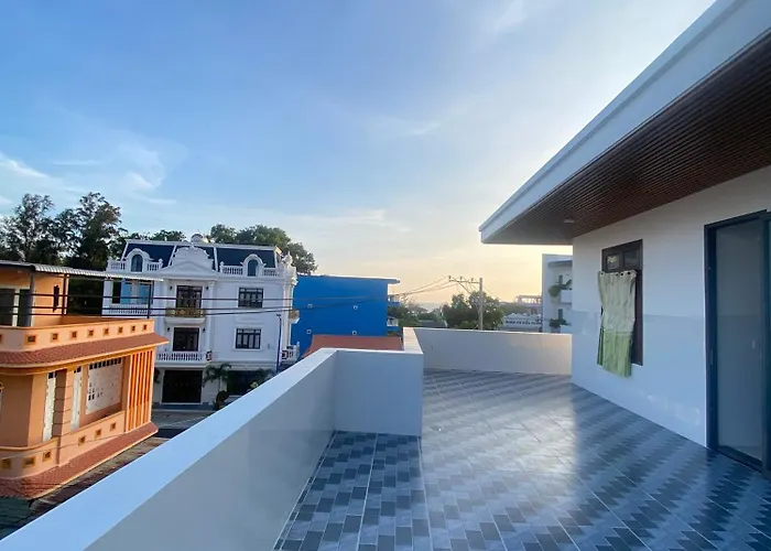 Nha Nghi Thanh Loc