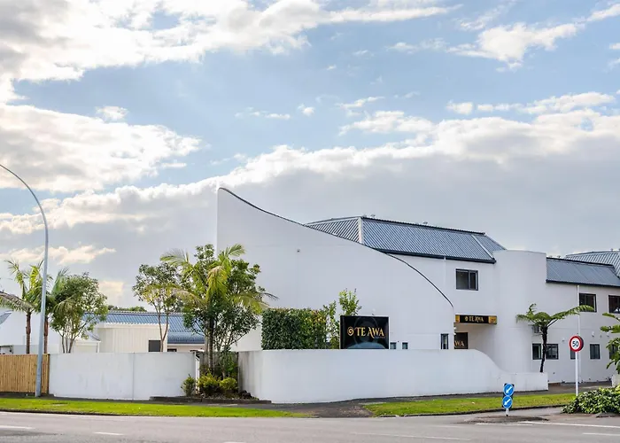Te Awa Suites