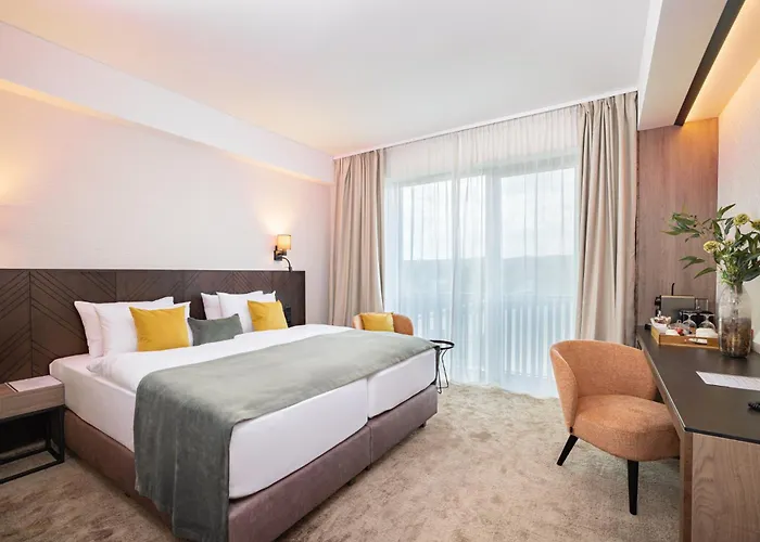 Montello Hotel