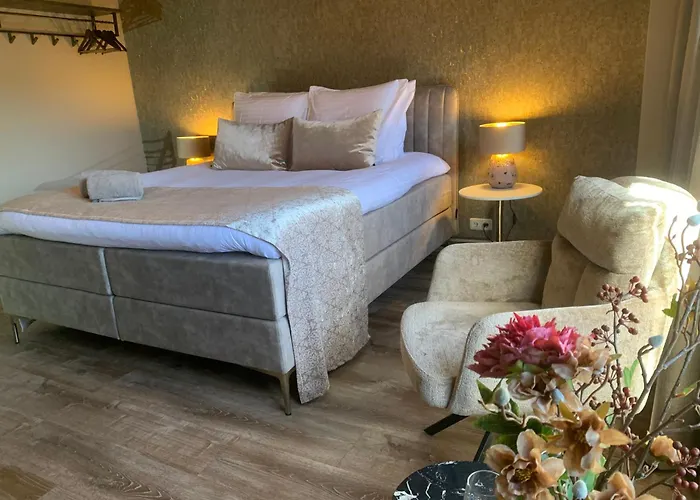 De La Frontiere Bed & Borrelbistro