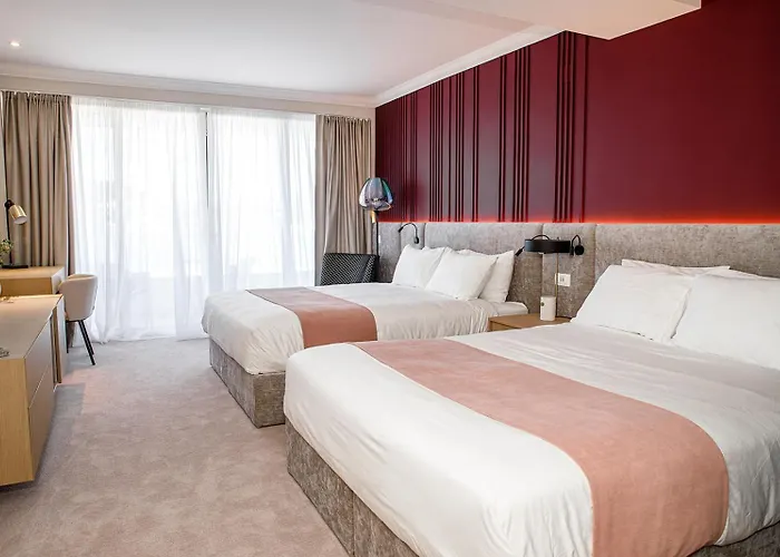 Hotel M