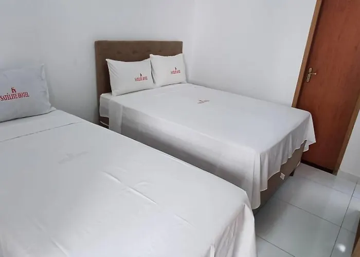 Hotel Satelite