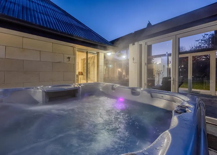 Mishika Retreat And Lodge