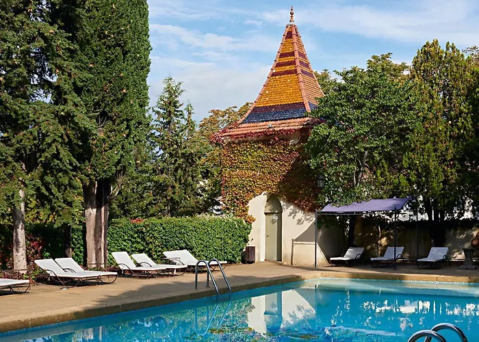 Domaine De Chateauneuf - Les Maisons De Katy Et Jacques By Chateauform