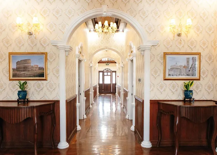 San Franz Hotel La Perla