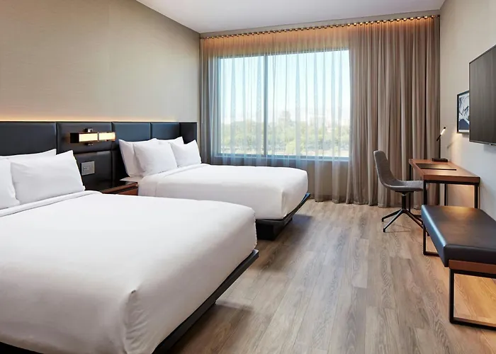 Ac Hotel By Marriott Lenexa City Center