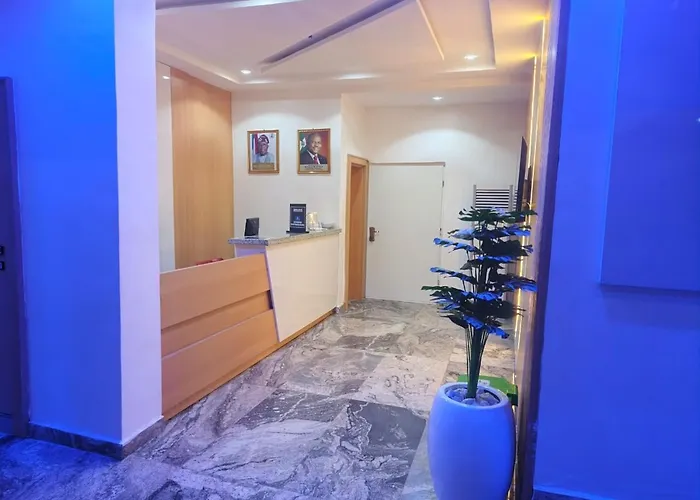 Smich Suites