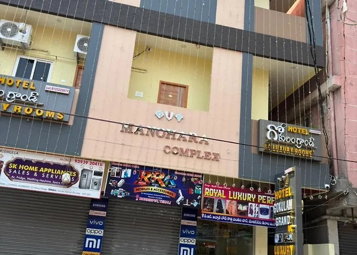 Hotel Gokulam Grand