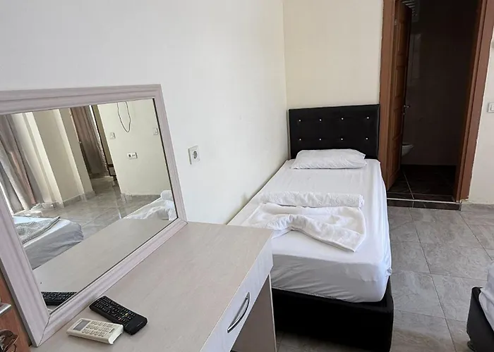 Holiday Hotel