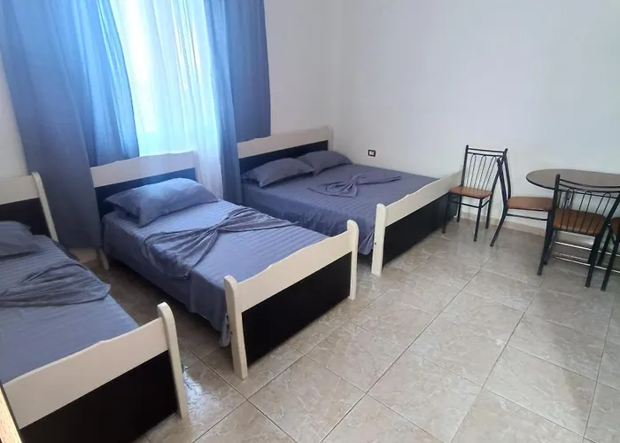 ℰ'ℋ Hotel - Velipoje Rruga Nr 7