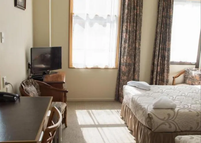 Victoria Railway Hotel & Gerrards Restaurant