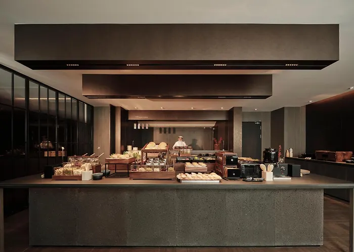 Shantou Railway Station Huangshan Road Atour Hotel