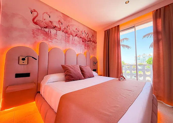 On Pink Motel