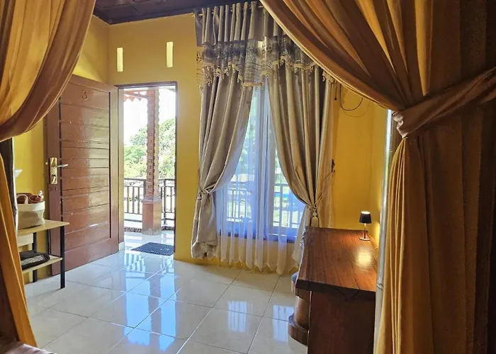 Sumatra Inn & Travel
