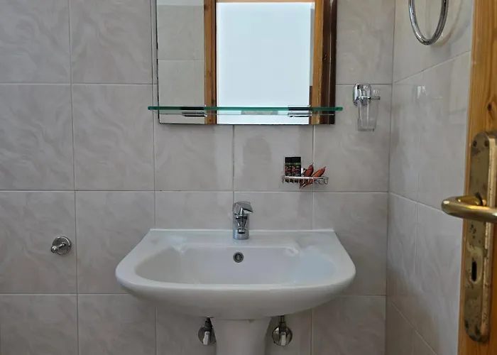 Gabi Rooms In Sougia
