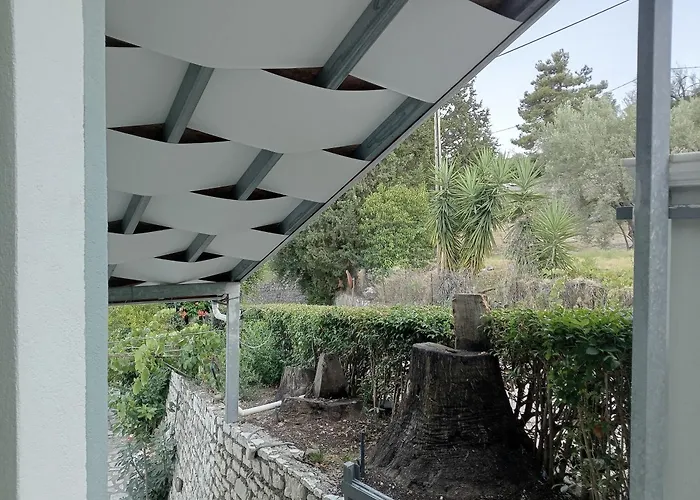 Ionian Melody Nikiana Sea View Studios