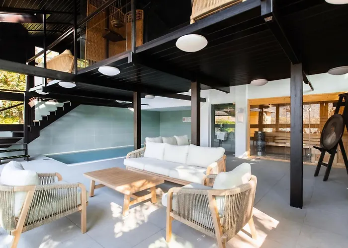 Mr Goergey Art Hotel