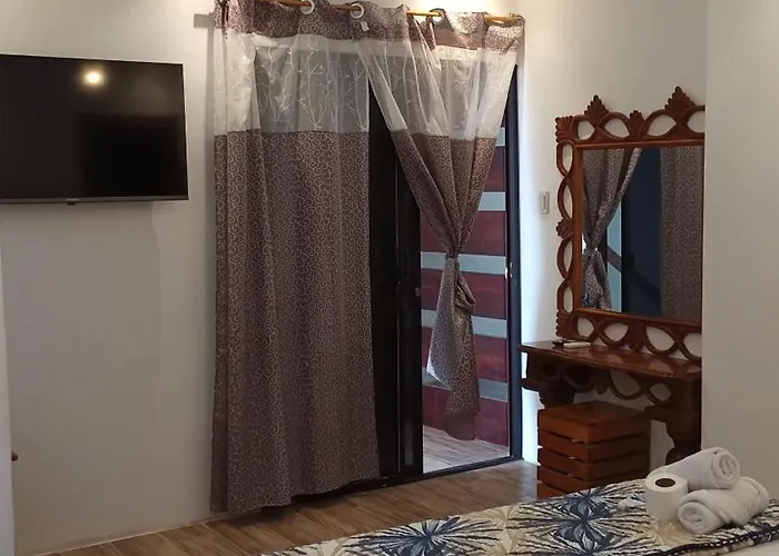 Hostal Fragata Puerto Lopez