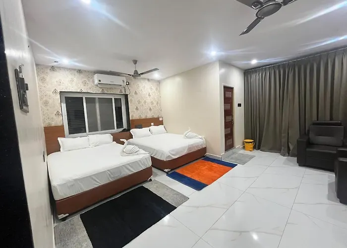S R Resorts