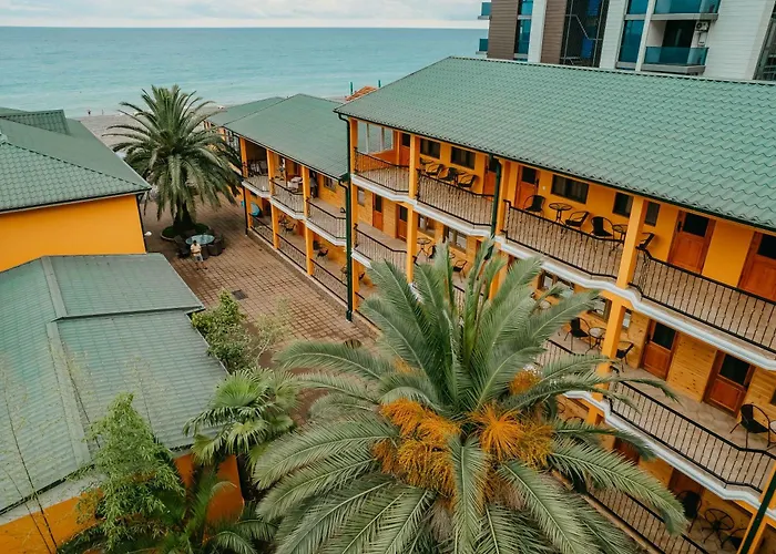 Villa Mirakula Kvariati