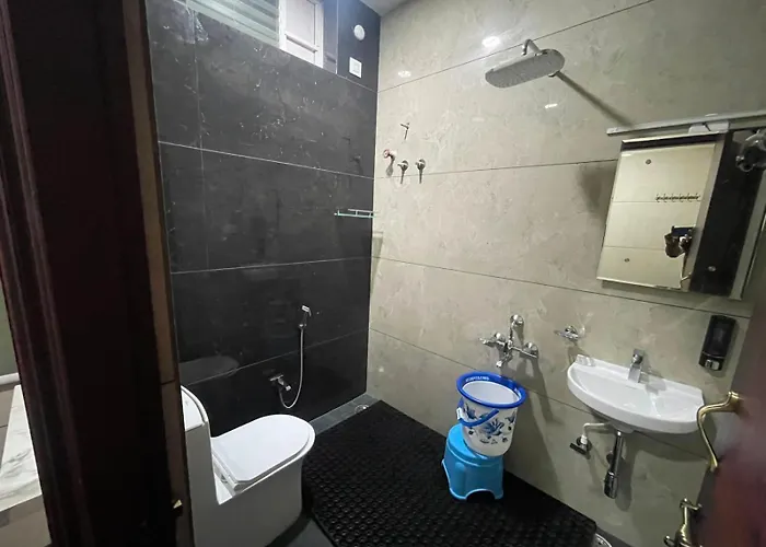 Hotel Rasya Grand