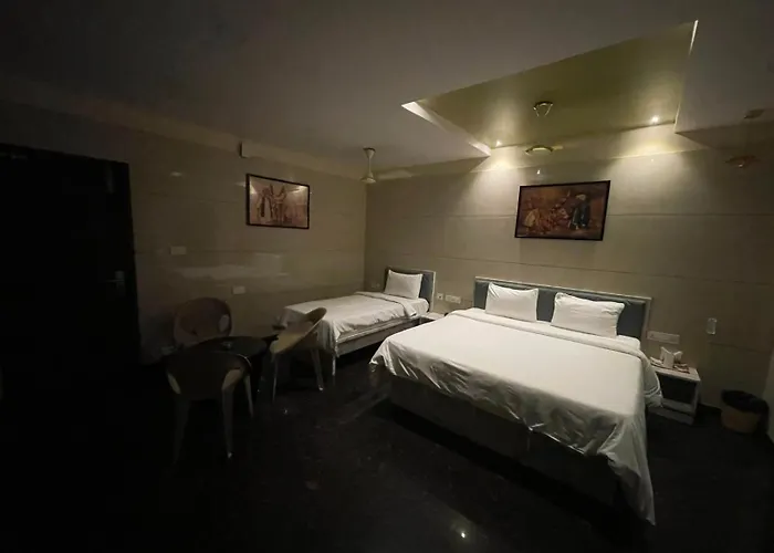 Hotel Rasya Grand