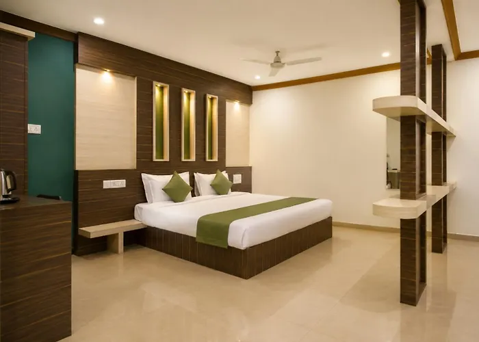 Hotel Vijaya Suites