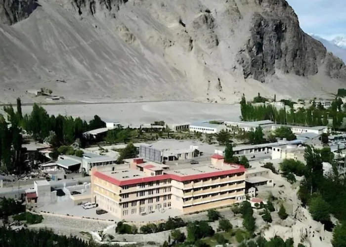 Hotel Mashabrum Skardu Near Skardu Airport & City Centre