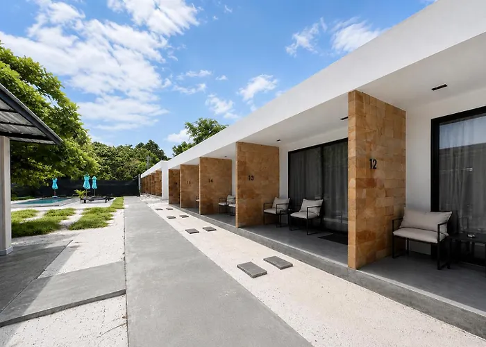 Arimatabe Beachfront Resort