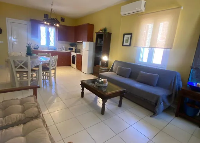 Roxys Sea View Santorini Monolithos