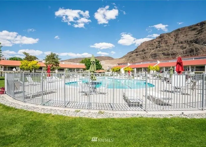 #13 Condo Near Large Pool-Gorge Shuttle-Book Separately
