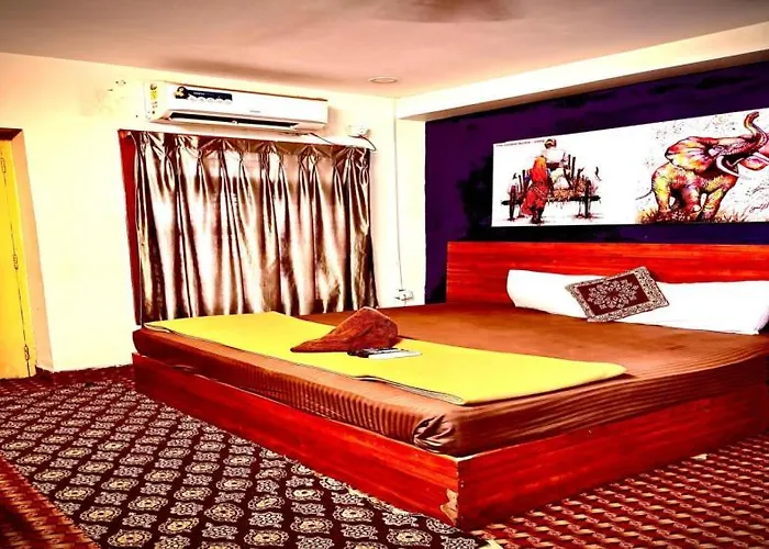 Hotel Leela Imperial
