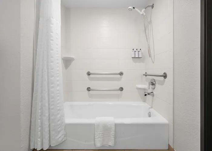 Gateway Hotel Santa Monica