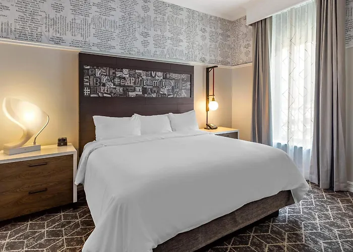 Hilton Vacation Club Hotel Blake Chicago
