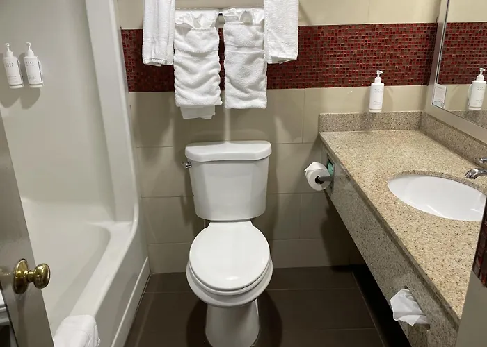 Days Inn By Wyndham Jersey City
