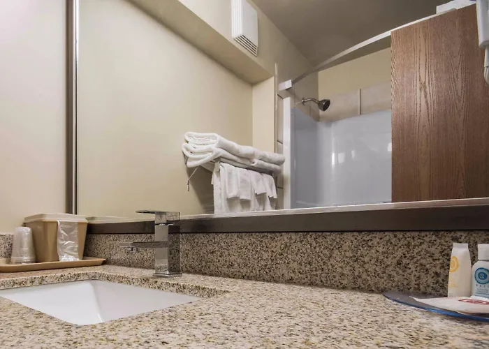 Comfort Inn & Suites Langley - Fraser Highway