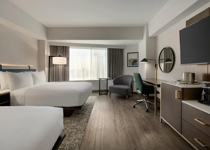 Crowne Plaza Seattle - No Resort Fee - Newly Renovated Ihg Hotel