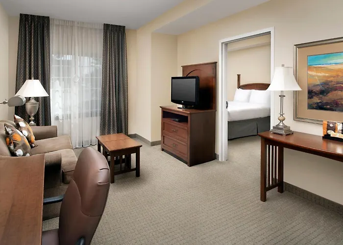 Staybridge Suites North Brunswick By Ihg