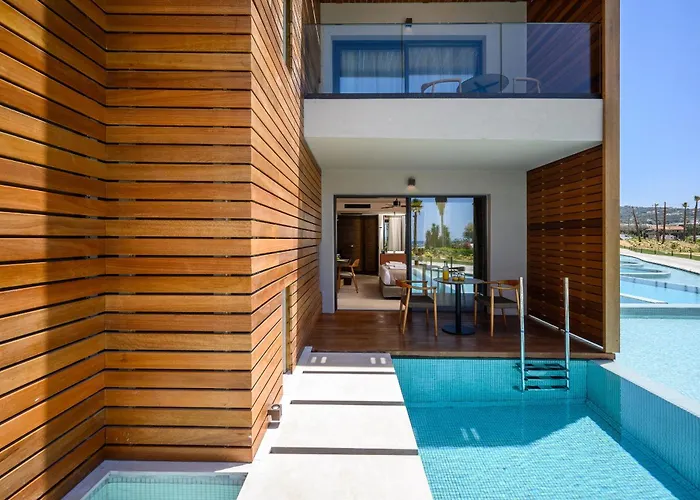 Nalu Resort & Spa Adults Only Hotel