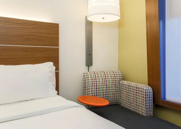 Holiday Inn Express Irondequoit By Ihg
