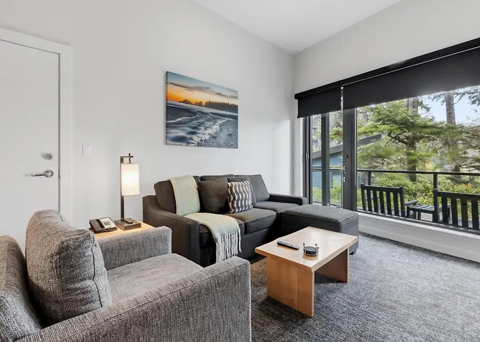 Black Rock Oceanfront Resort