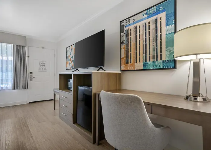 Best Western Plus Riviera
