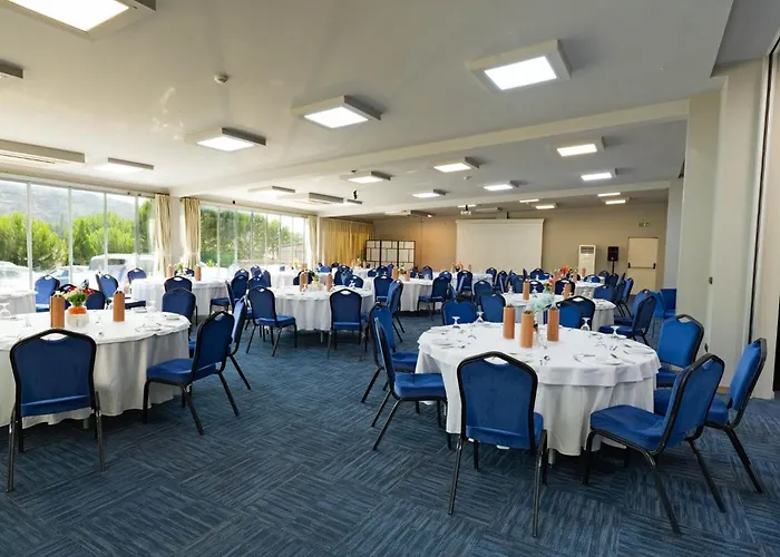 Holiday Inn Express Manisa-West By Ihg