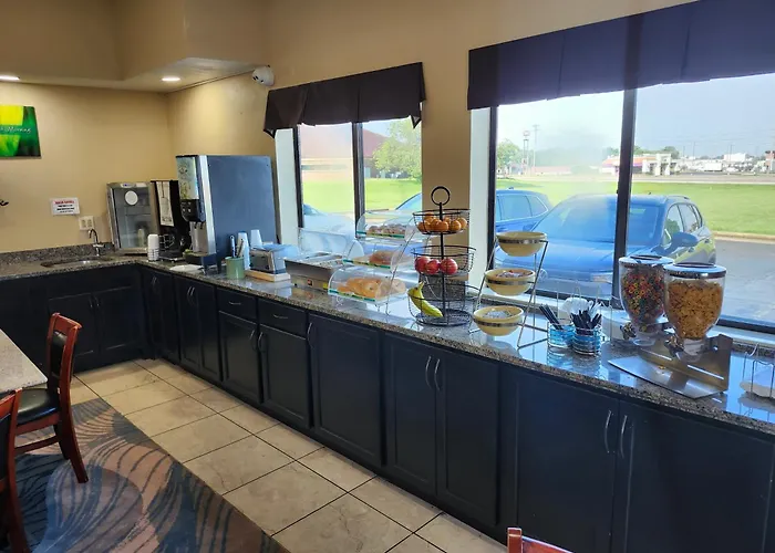 Quality Inn & Suites Caseyville - St Louis