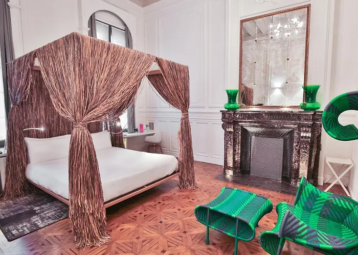 Hotel C2