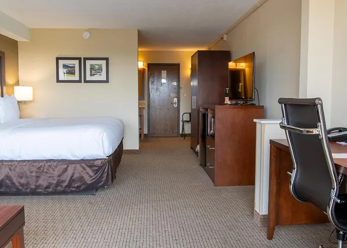 Comfort Inn & Suites Near Danville Mall