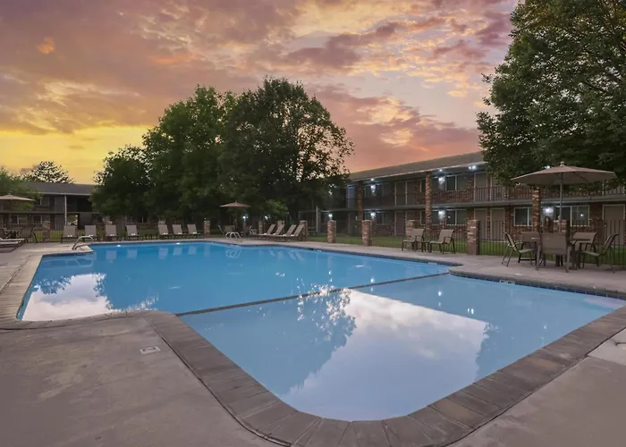 Best Western Plus Burley Inn & Convention Center