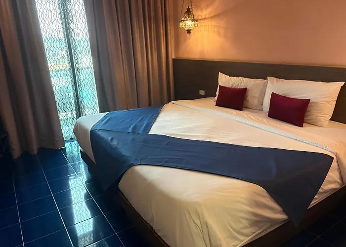 Chiangkhong Teak Garden Riverfront Hotel